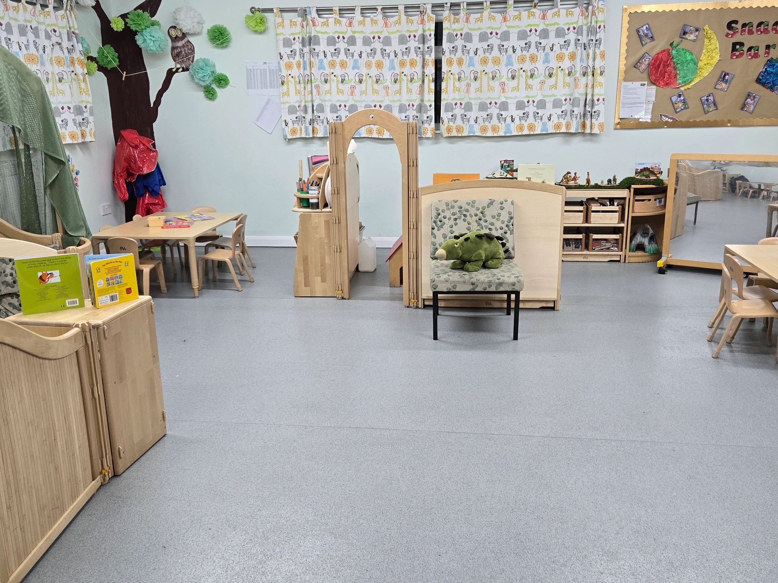 Mealtime at nursery